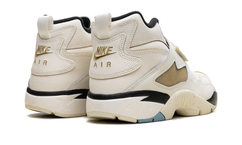 Nike Air Diamond Turf “Must Be The Money” (IF2534-100)