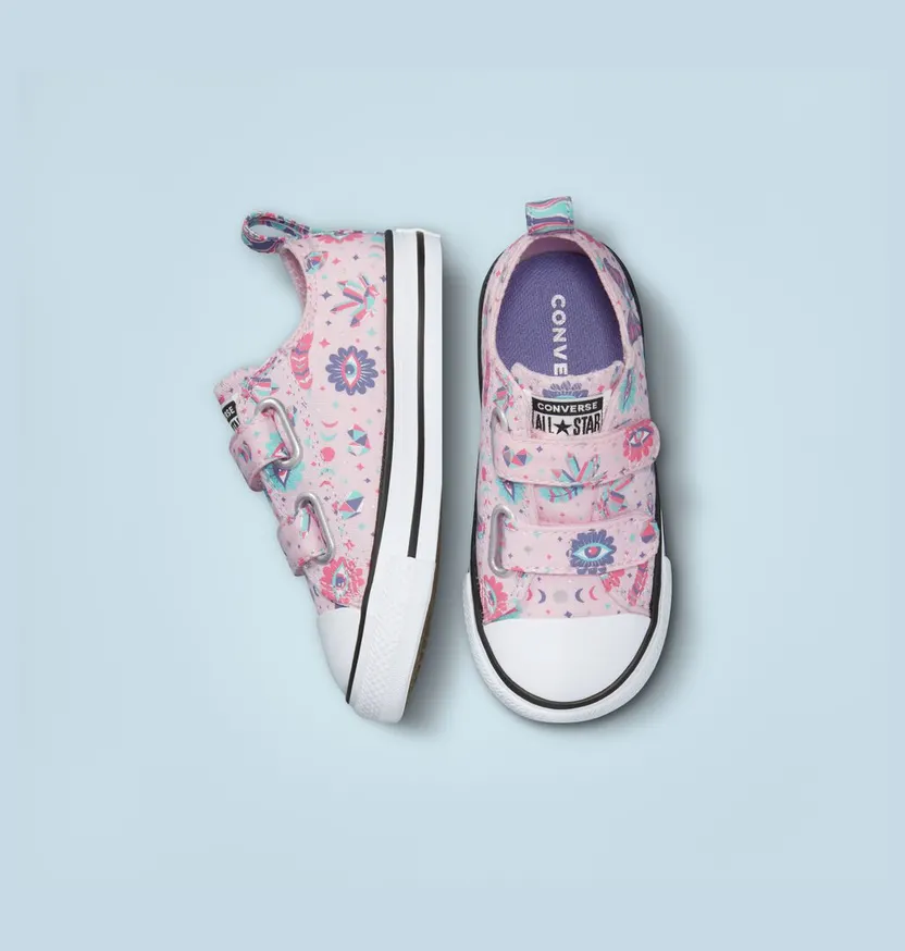 converse-chuck-taylor-all-star A01677C