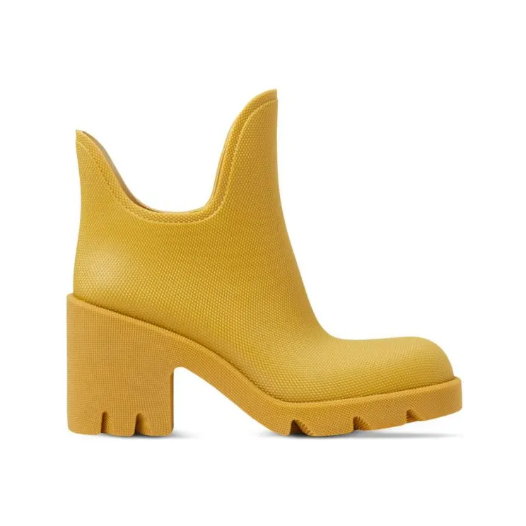 Burberry Marsh Boot Manilla (8074661 1002)