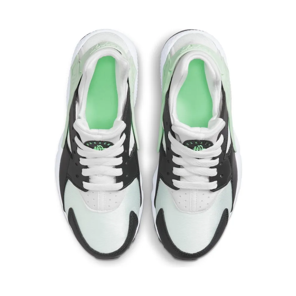 Nike Huarache Run Older Kids’ White (654275-116)
