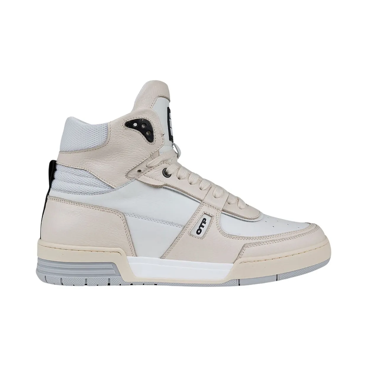 off-the-pitch-sneaker OTPF221006