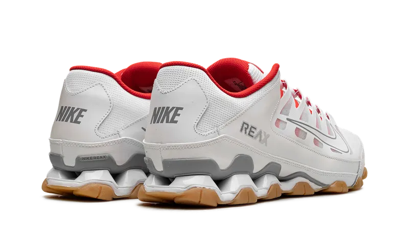 Nike Reax 8 TR “White Wolf Grey Chile Red” (621716-103)