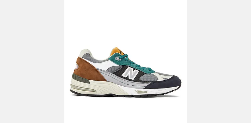 New Balance New Balance Grey/Black/Green/Pink (M991SED)