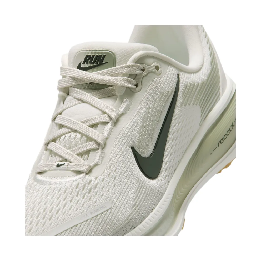 Nike Vomero 18 White (HQ2157-011)