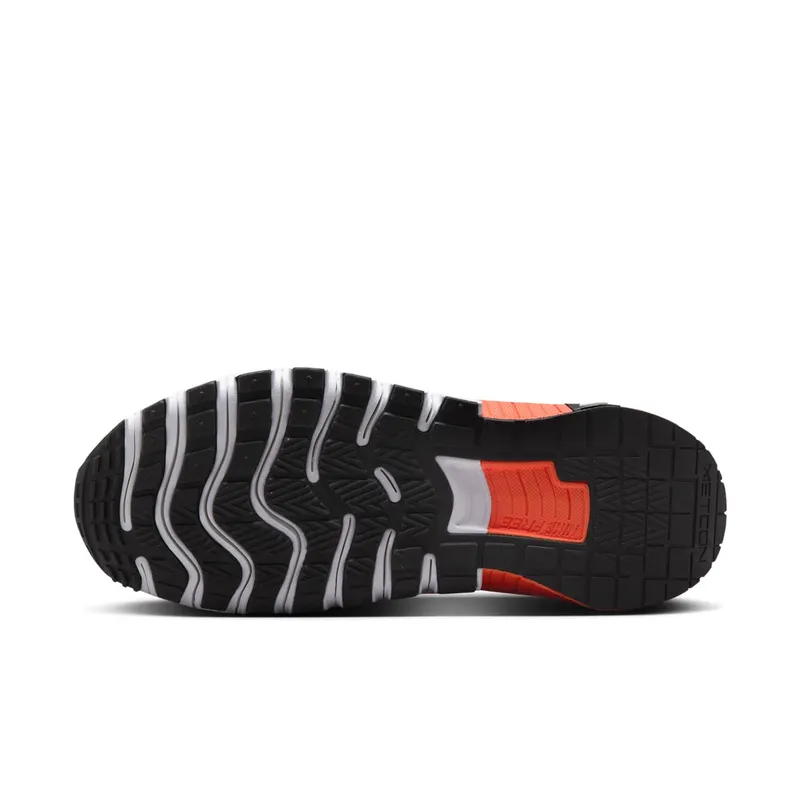 Nike Free Metcon 6 “Apricot” (FJ7126-803)