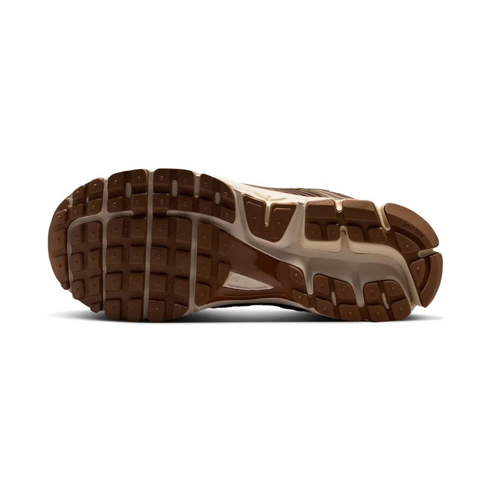 Nike Zoom Vomero 5 Womens “Cacao Wow / Light British Tan / Dark Driftwood” (FJ2028-200)