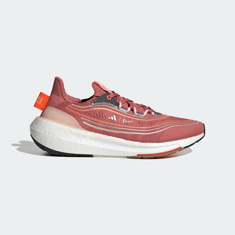 adidas Ultra Boost Light Wonder Red Cloud White Wonder Taupe (HQ1402)