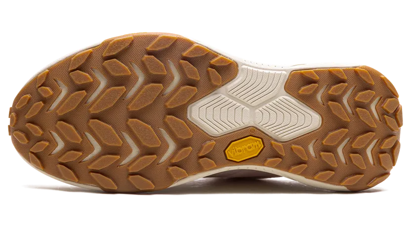 hoka-one-one-transport 1123154-CMCP