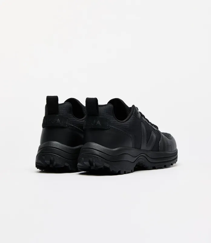 Veja Venturi Black