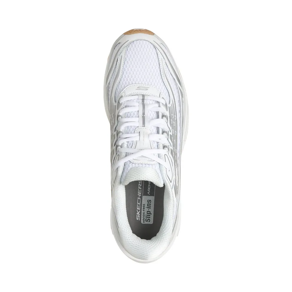 Skechers Slip-ins: Arch Fit D’Lites 330 – Modern Retro Jogger Sneaker White