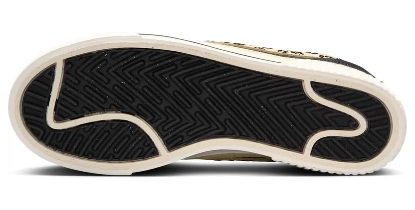 nikecourt HF9548-001