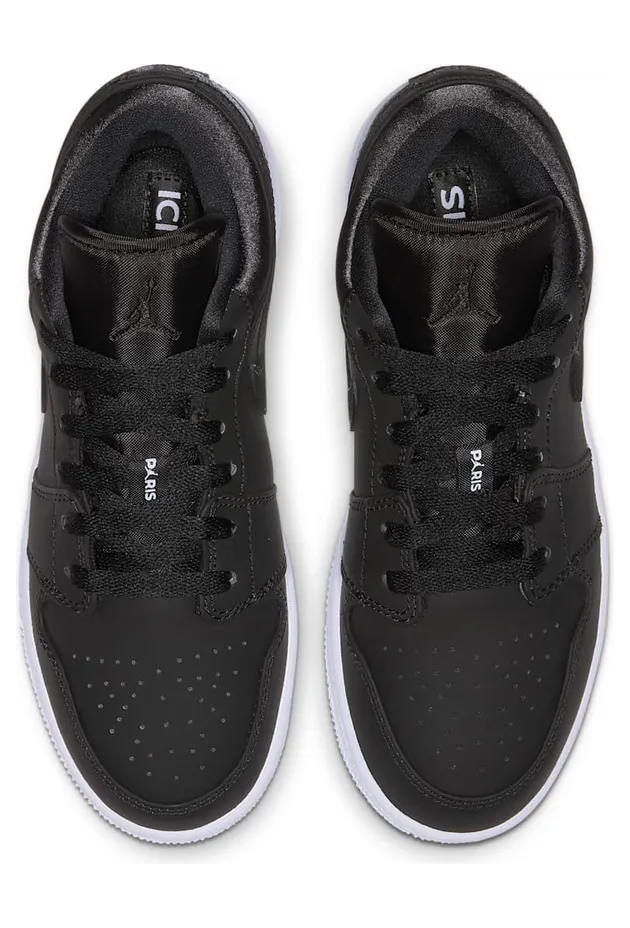 air-jordan-1 CN1077-001