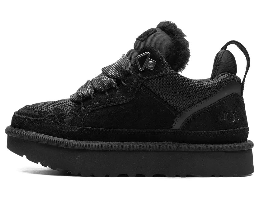UGG Lowmel “Black”: tonales Schwarz mit weichem Kragen (2)