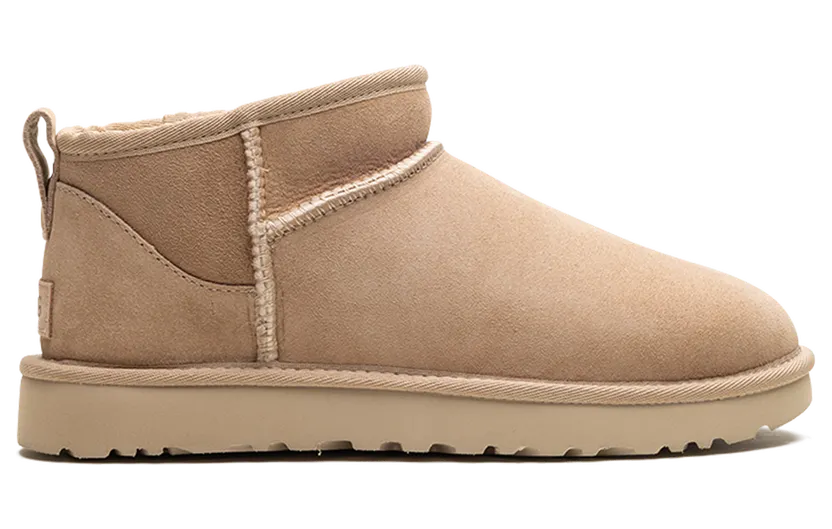 UGG Classic Ultra Mini “Sand”: die weichste Basis unter deinem Winterlook (5)