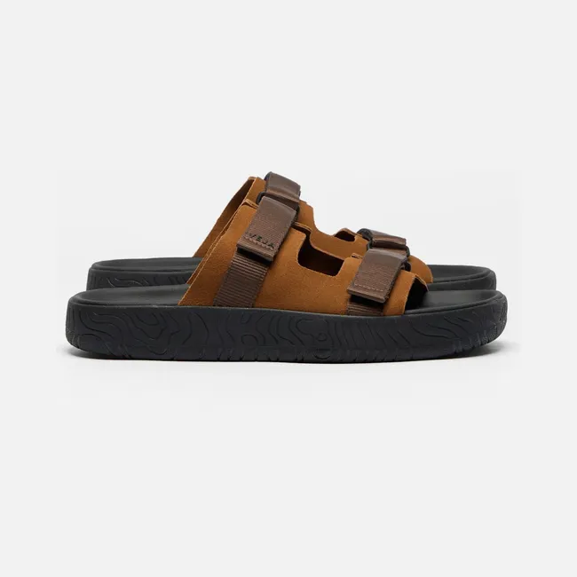 Veja Esplar Brown (AP3221556B)