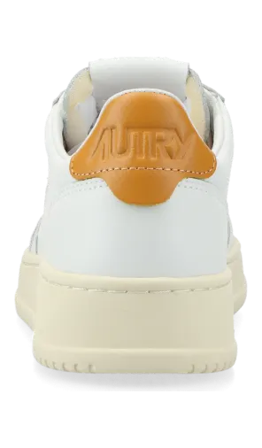 Autry Medalist Low W (leat / cleat white / hny ylw) – AULWLL70 (4)