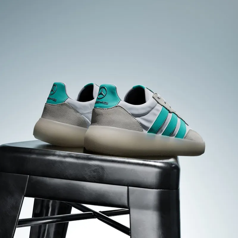 Adidas MERCEDES – AMG PETRONAS FORMULA ONE TEAM BARREDA DECODE Shoes Cloud White / Semi Mint Rush / Core White (KI6060)