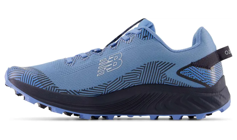 new-balance-fuelcell MTUNKNC4