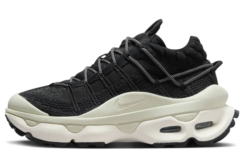 Nike Air Max Flyknit Venture Black Sail (FD2110-004)