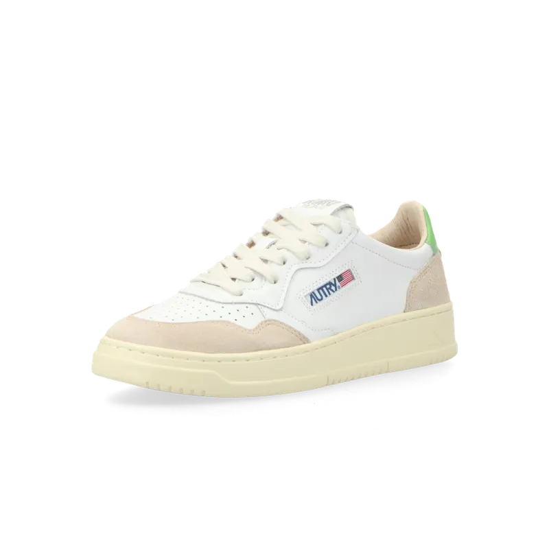Autry Medalist Low W (leat / suede white / bud green) – AULWLS65