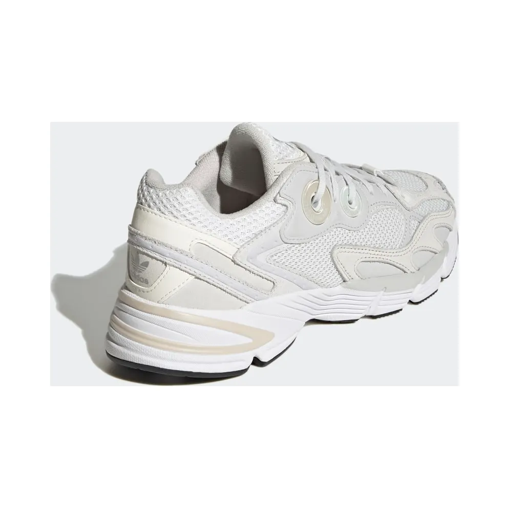 Adidas Astir Crystal White / Crystal White / Cloud White (HP9039)