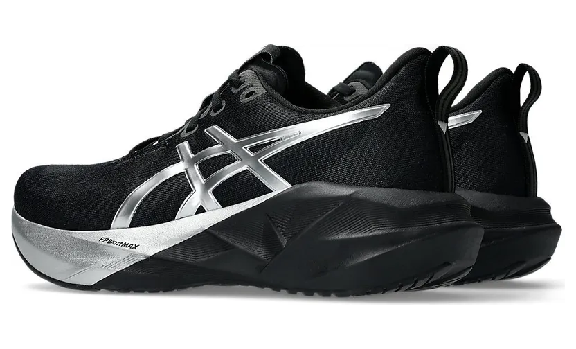 asics-novablast 1012B980-001