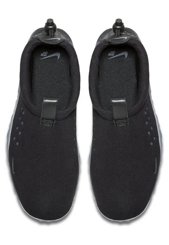 nike-air-moc 834591-010