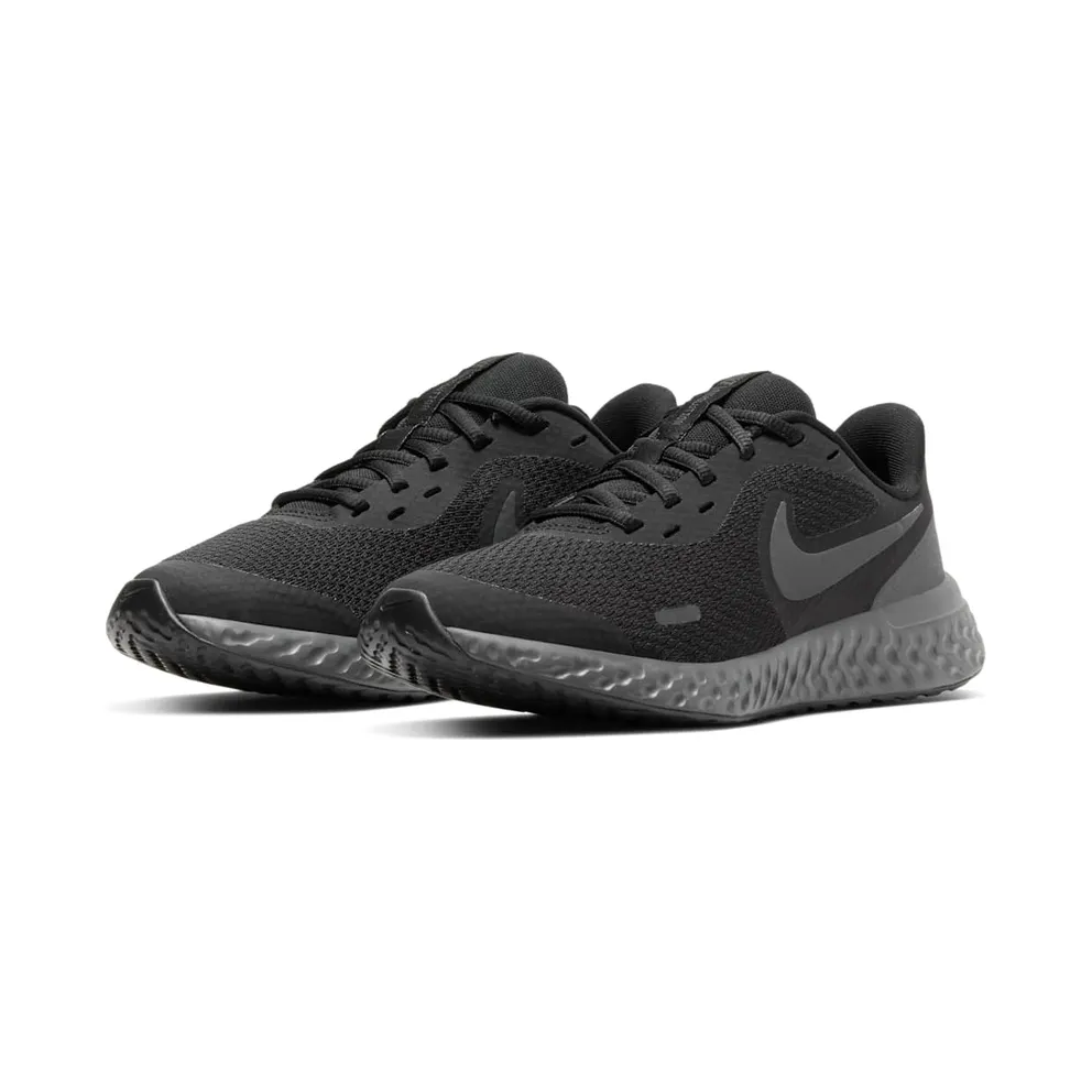 Nike Revolution 5 Older Kids’ Running Black (BQ5671-001)