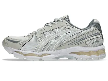 ASICS GEL-KAYANO 12.1 “Cream / Smoke Grey” | 1203A759-108