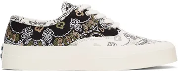 Maison Kitsuné Black & White Bandana Print Low BLACK (GU04733WW4003)