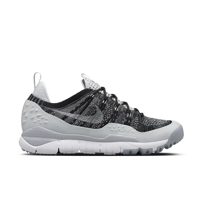 Nike Lupinek Flyknit Low Black Wolf Grey | 853954-002