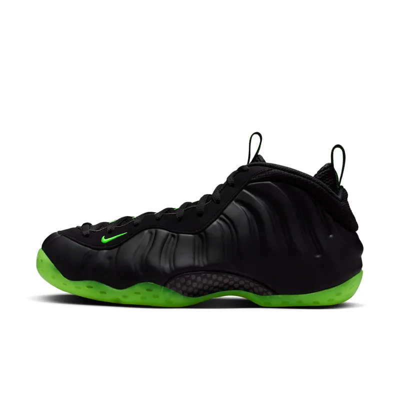 Nike Air Foamposite One (black / volt) – HF2902-001 | HF2902-001