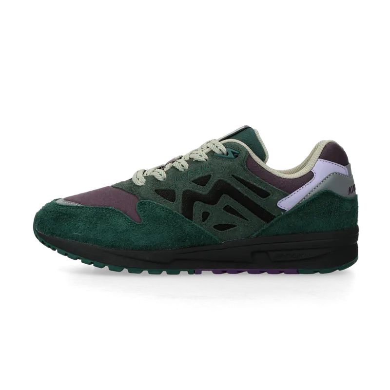 Karhu Legacy 96 “Mystic Forest” (rain forest / plum perfect) – F806072 | F806072