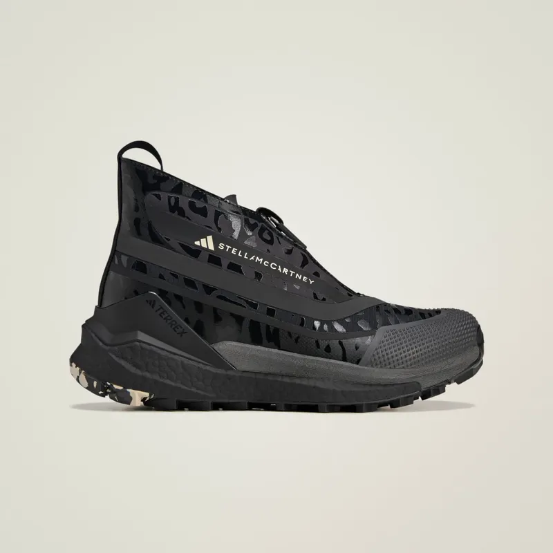 Adidas adidas by Stella McCartney x Terrex Free Hiker Gore-Tex Core Black / Utility Black / Almond Milk-Smc | JS1112