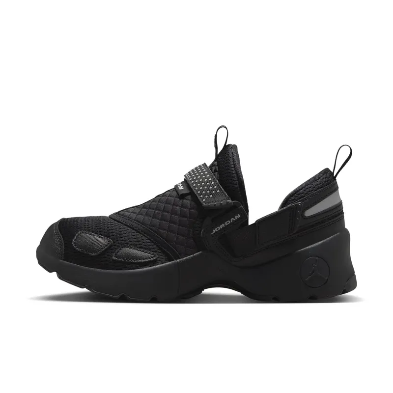 Jordan Trunner LX “Black / Grey” | HQ2164-001