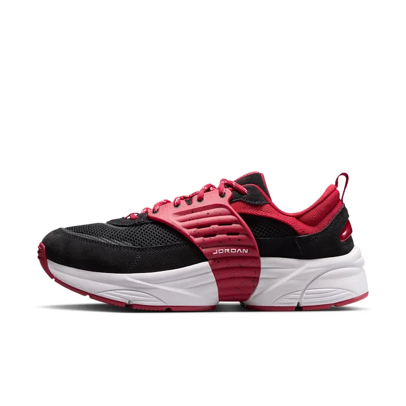 Air Jordan Trunner OS “Black / Varsity Red / White” | IV2403-010