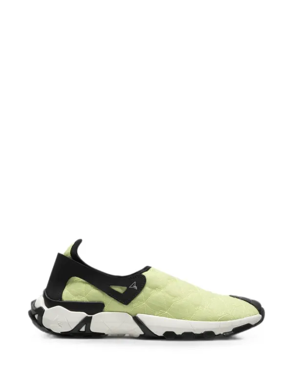 Roa Lhamu Sneaker “Green” | VAR022
