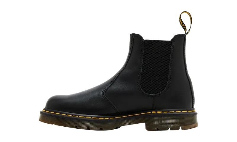 Dr Martens 2976 SLIP RESISTANT LEATHER CHELSEA BOOTS “Black” | 24383001