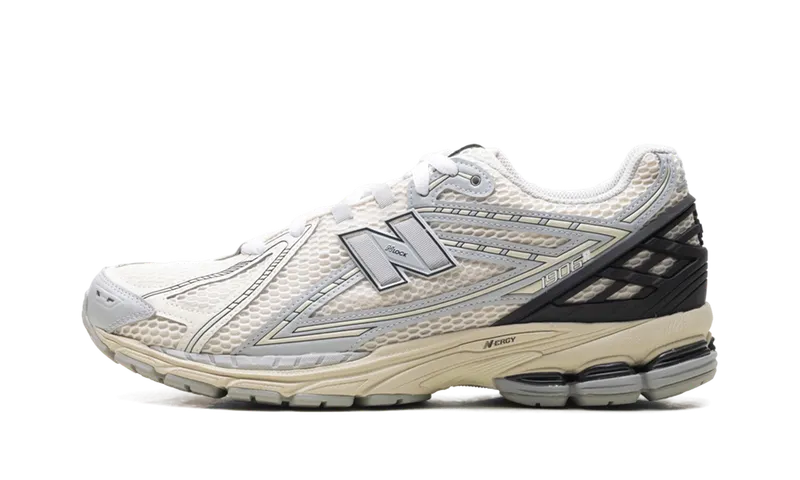 New Balance 1906R “Beige Light Grey White” | M1906RLZ