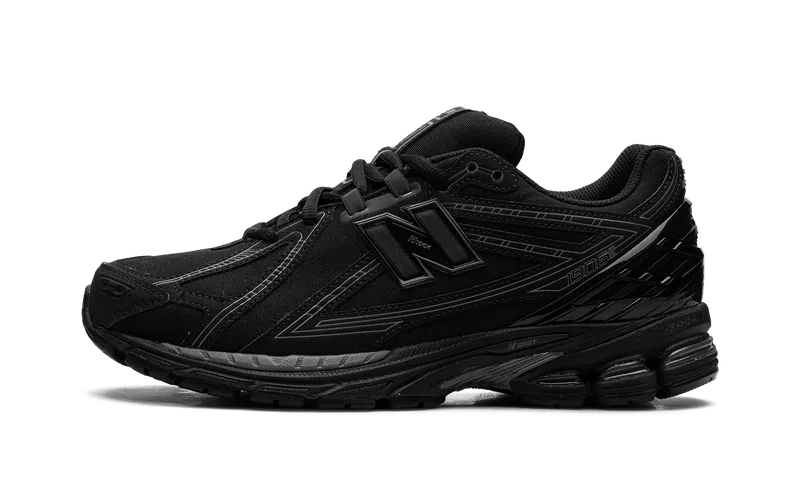 New Balance 1906R “Triple Black” | U1906RJB