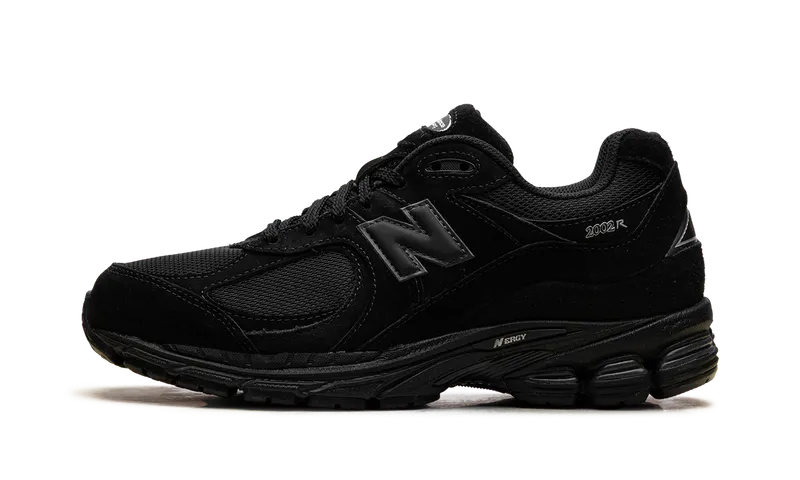 New Balance 2002R “Black Metallic” | U200278J