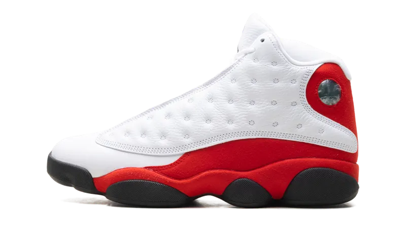Air Jordan 13 Retro “OG Chicago (2026)” “White/Red/Black” | 414571-102