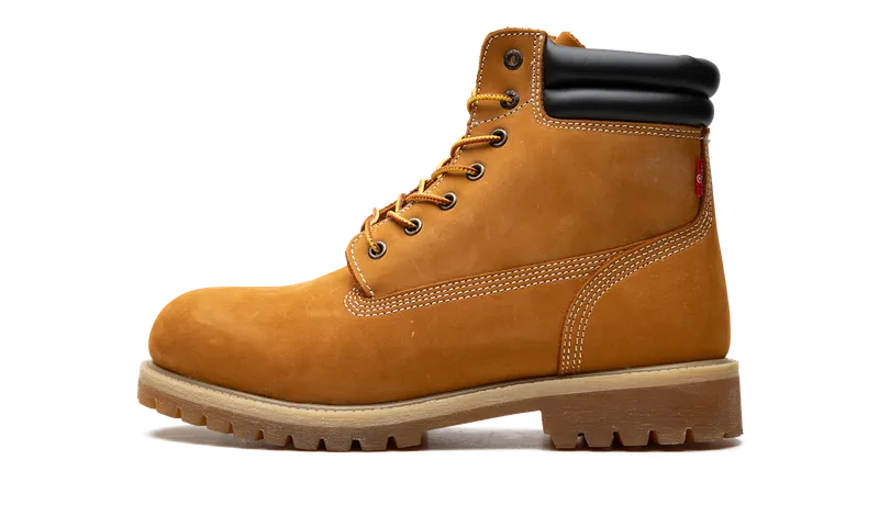 Levi’s Harrison Engineer Boots “Wheat” | 51719011B
