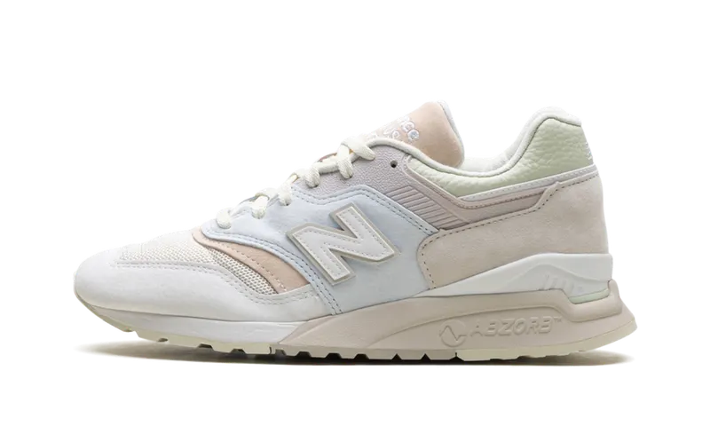 New Balance 997.5 “MiUSA Kith Easter White Ice Blue Peach” | U9975KT