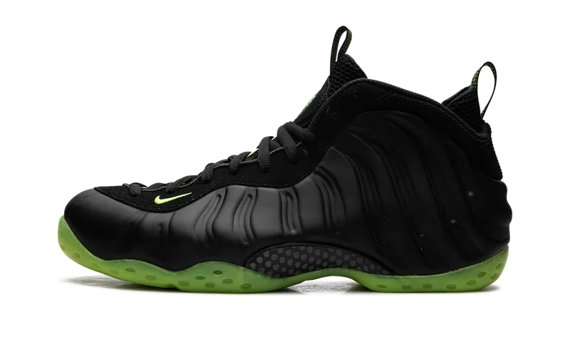 Nike Air Foamposite One (black / volt) – HF2902-001 | HF2902-001