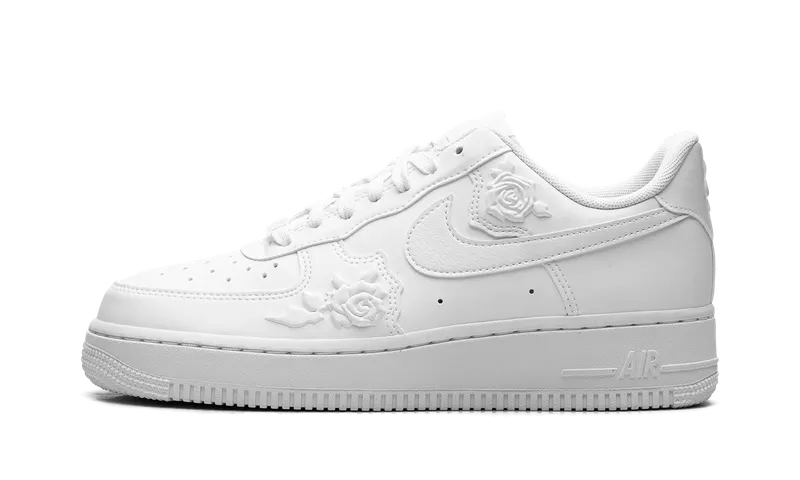 Nike Air Force 1 ’07 “White Roses” | HF2016-100