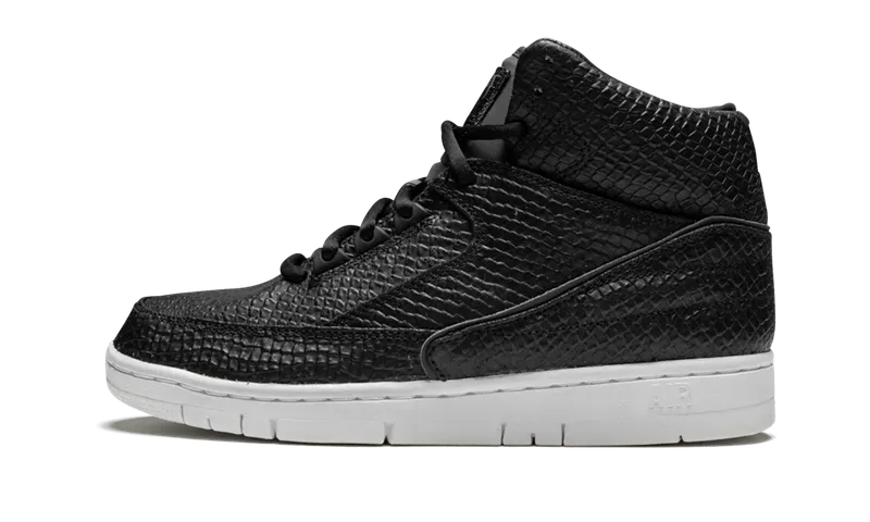 Nike Air Python DSM NYC SP “Dover Street Market” | 646105-001