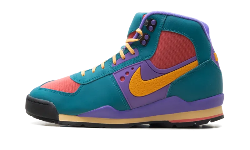Nike Baltoro “Bright Spruce Kumquat” | IH4450-300