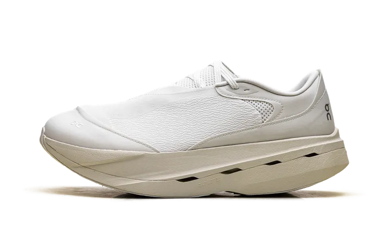 On Running Cloudboom Volt PAF “White / Gale” | 3MG10785342