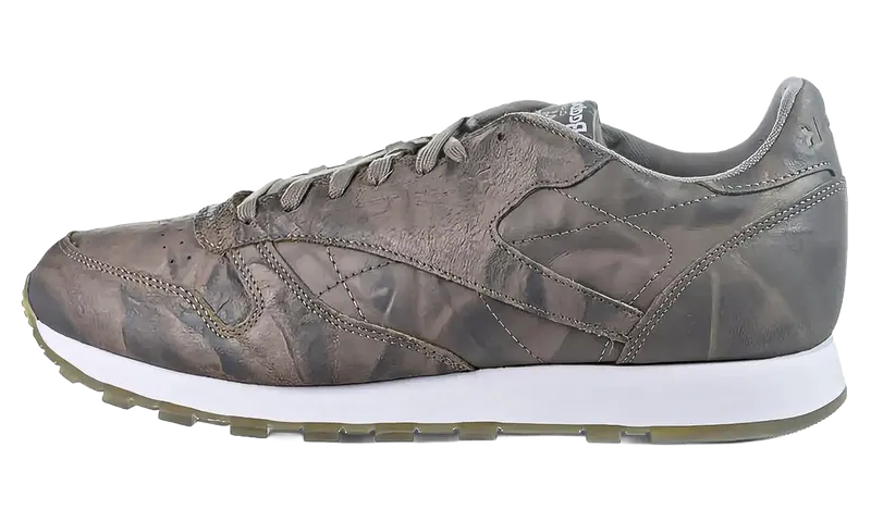 Reebok Classic Leather “Beach Stone/White” | CN0381